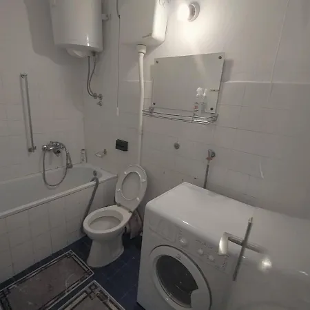 Daire Apartman Vojne *